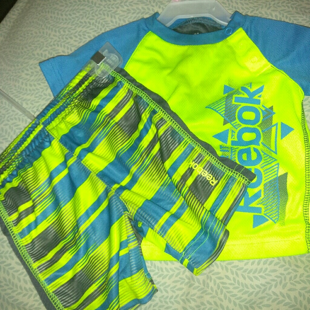 Classic Reebok Fit